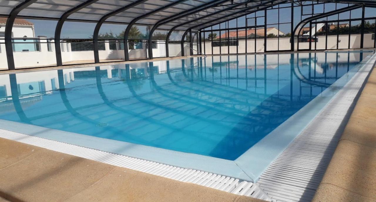 Chalet Pour 6, Residence De Vacances Avec Piscine Bretignolles-sur-Mer Luaran gambar