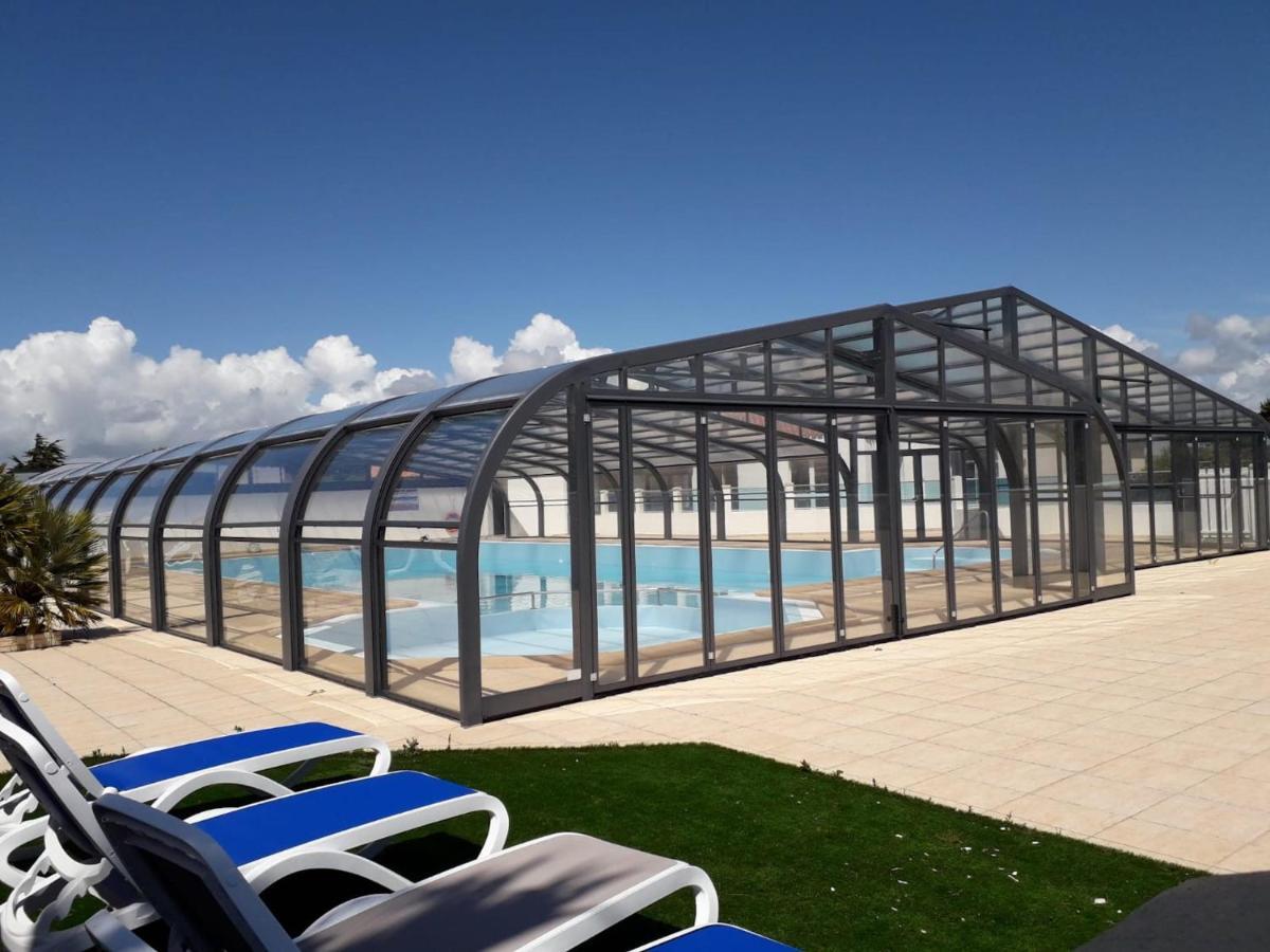 Chalet Pour 6, Residence De Vacances Avec Piscine Bretignolles-sur-Mer Luaran gambar